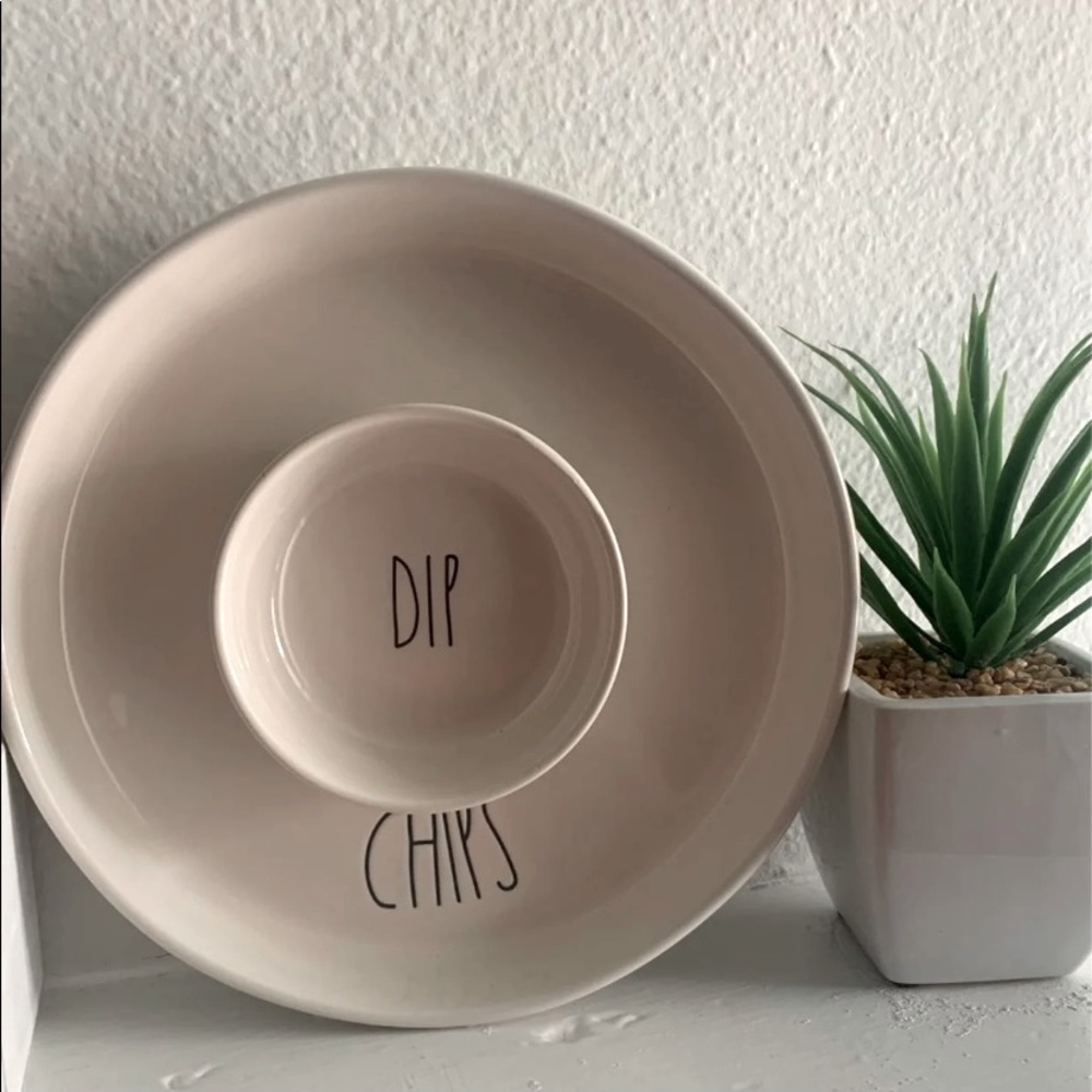 NWT’s Rae Dunn Dip & Chips Serving Dish